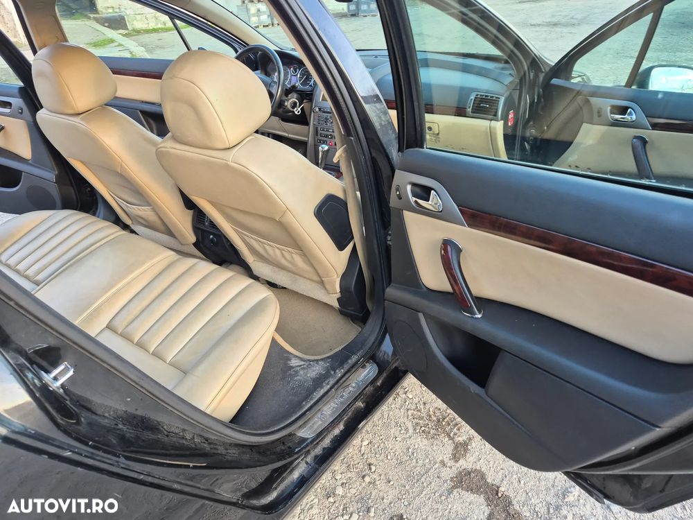 Peugeot 407 HDi 135 Automatik Business Line - 21