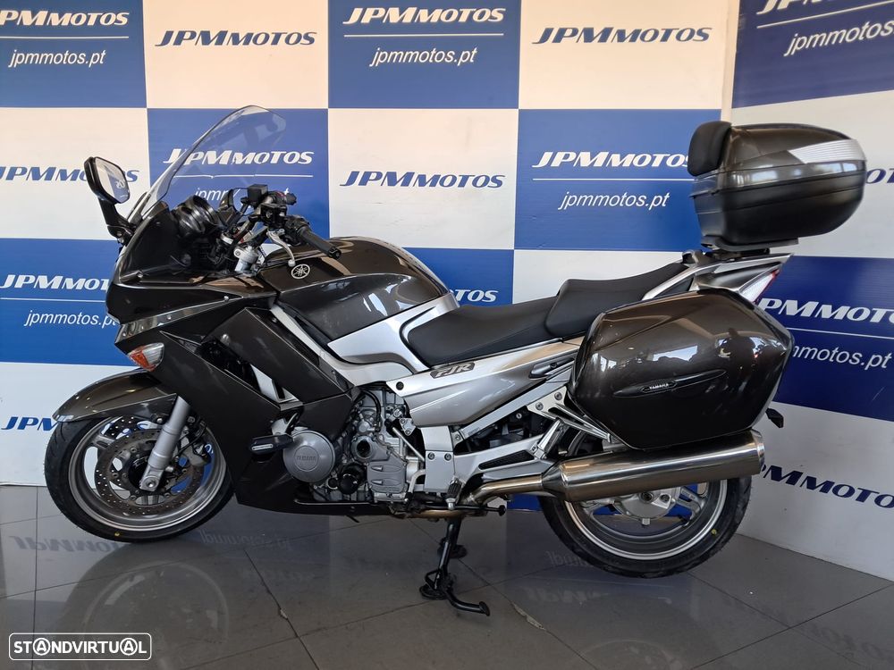 Yamaha FJR 1300 - 1