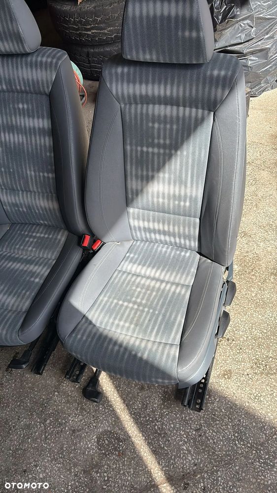 BMW 1 E87  fotel kanapa komplet - 4