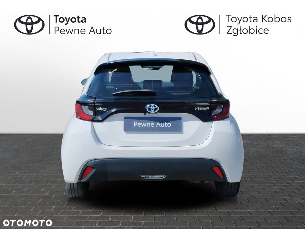Toyota Yaris - 4