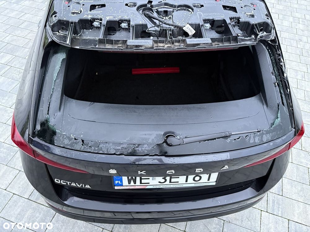 Skoda Octavia 2.0 TDI SCR Ambition DSG - 6