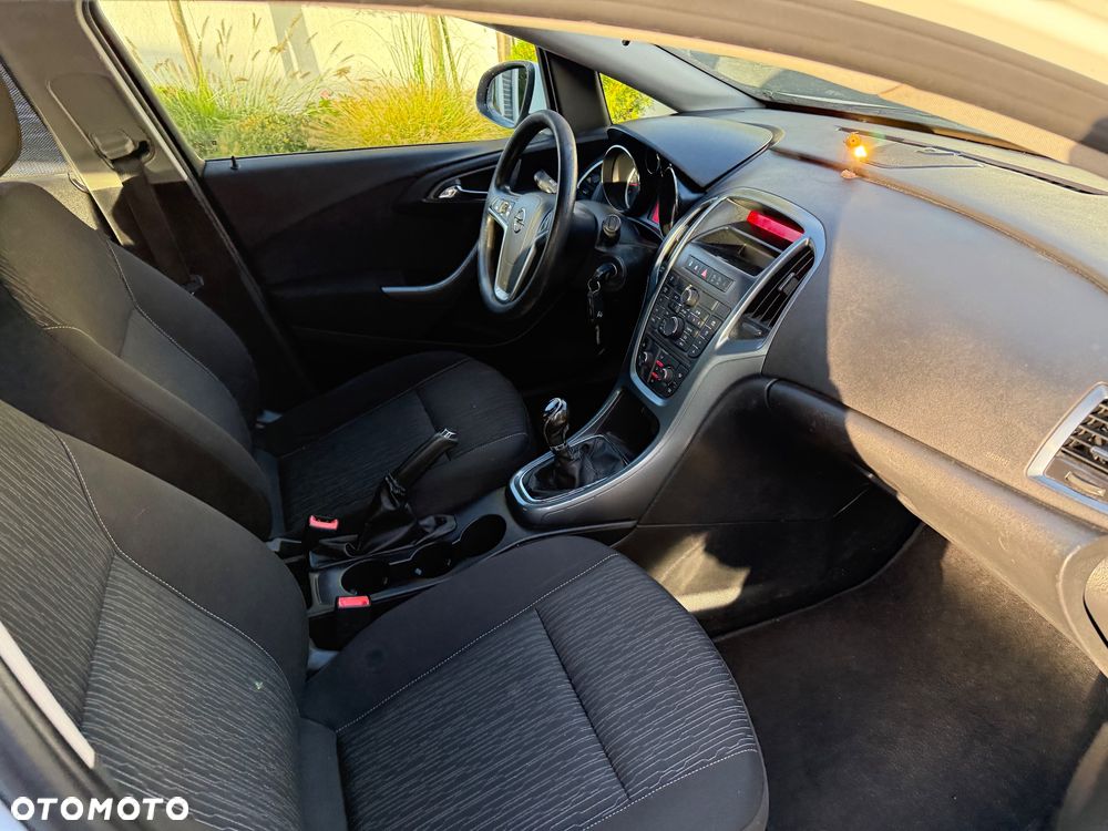 Opel Astra - 18