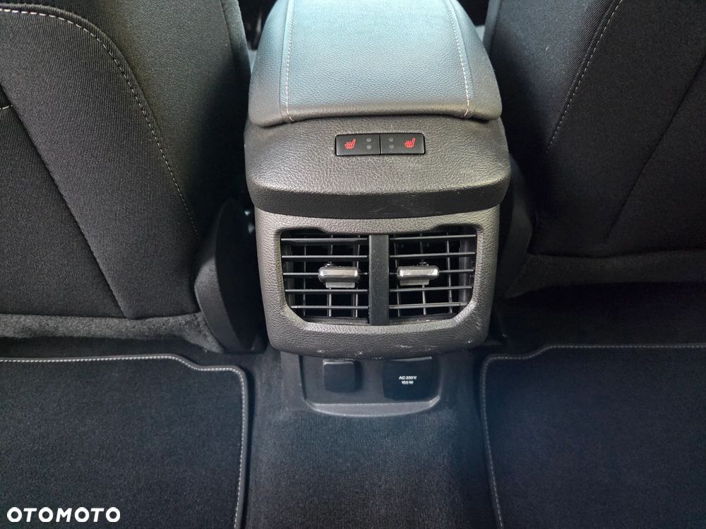 Ford Mondeo 2.0 TDCi Titanium - 23