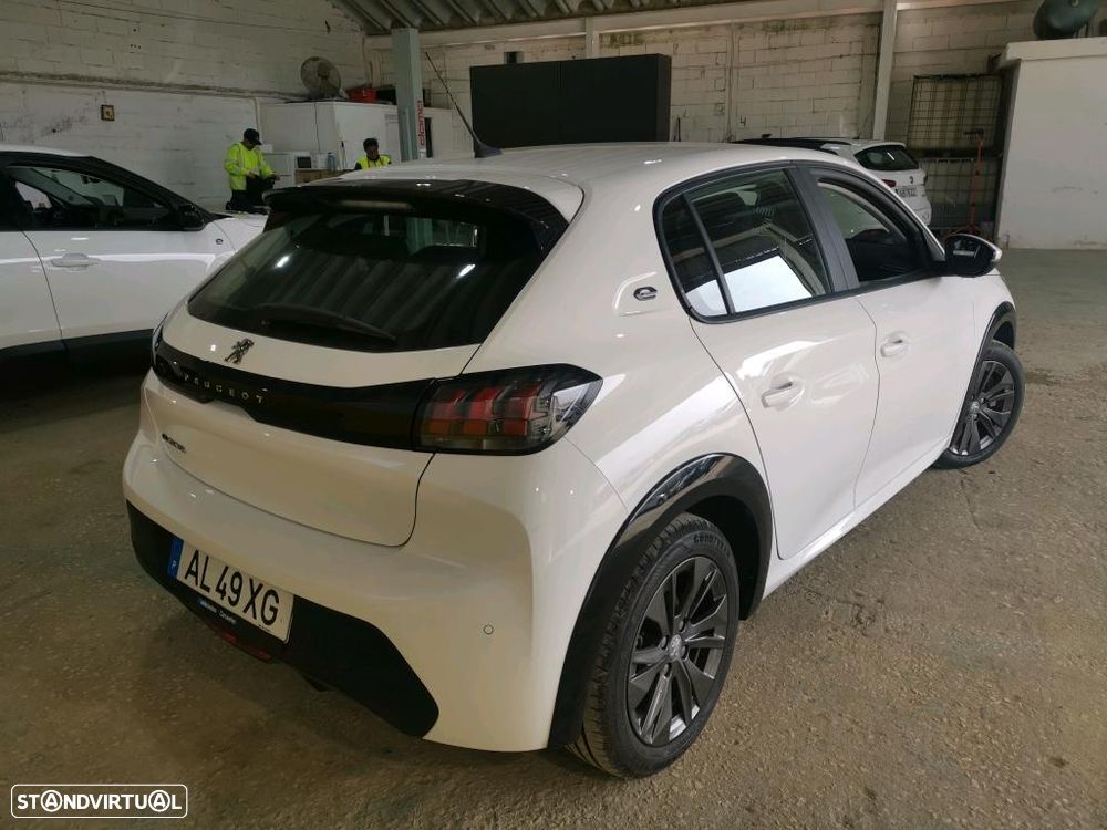 Peugeot e-208 50 kWh Active Pack - 3