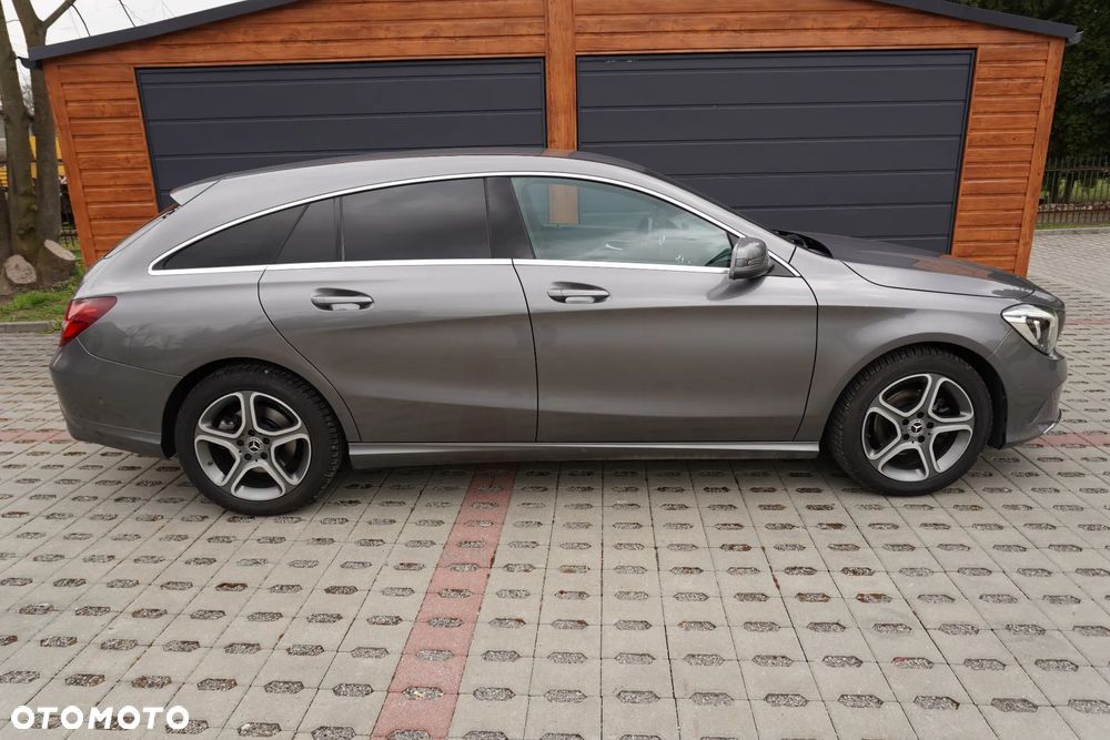 Mercedes-Benz CLA 200 Peak Edition - 4