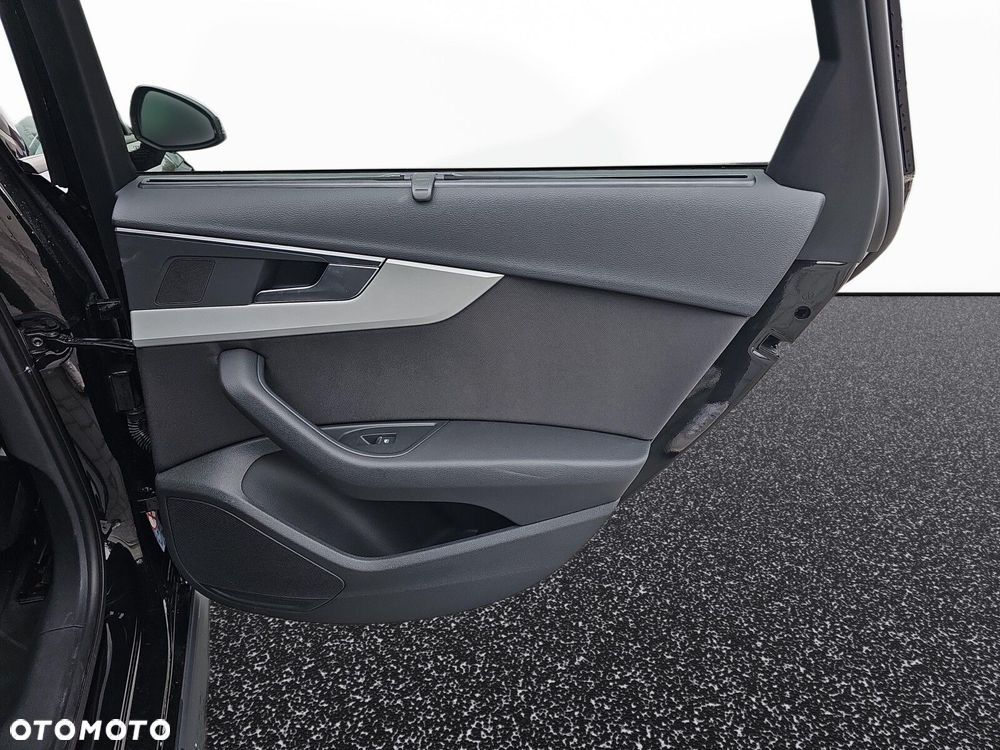 Audi A4 Allroad - 24