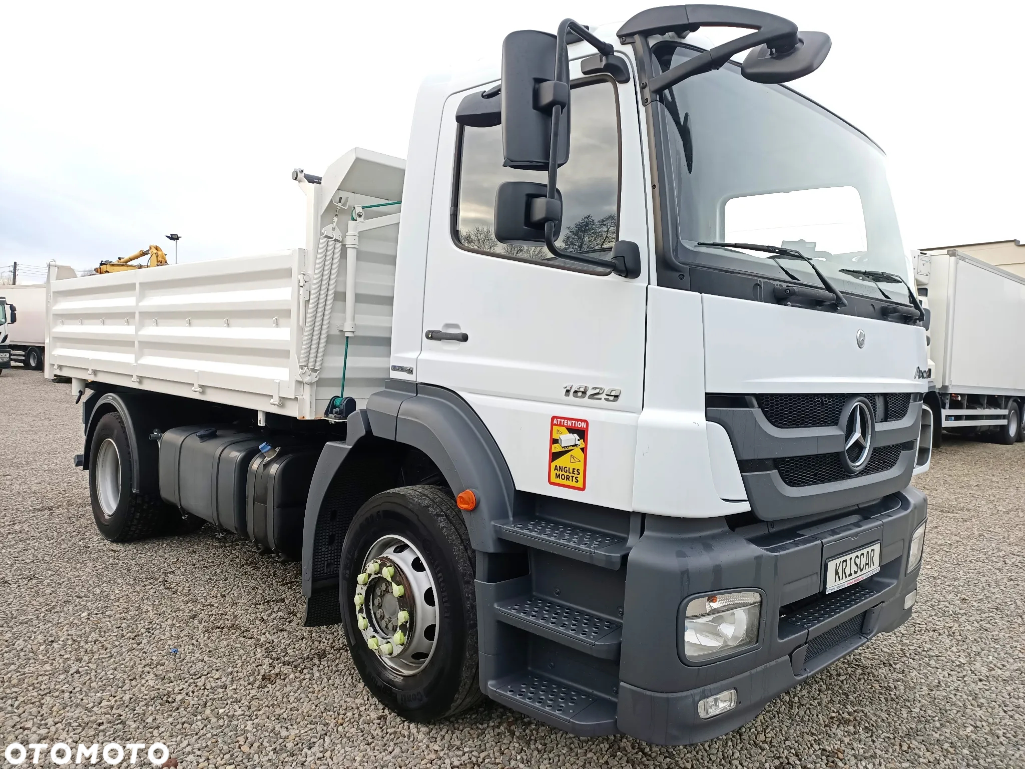 Mercedes-Benz Axor 1829 3 stronny NOWY kiper z blokadą mostu - 16