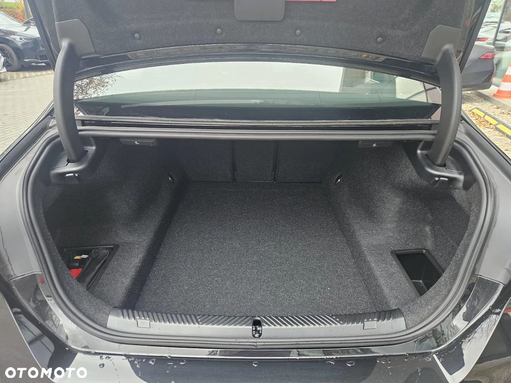 BMW Seria 5 520d xDrive - 11