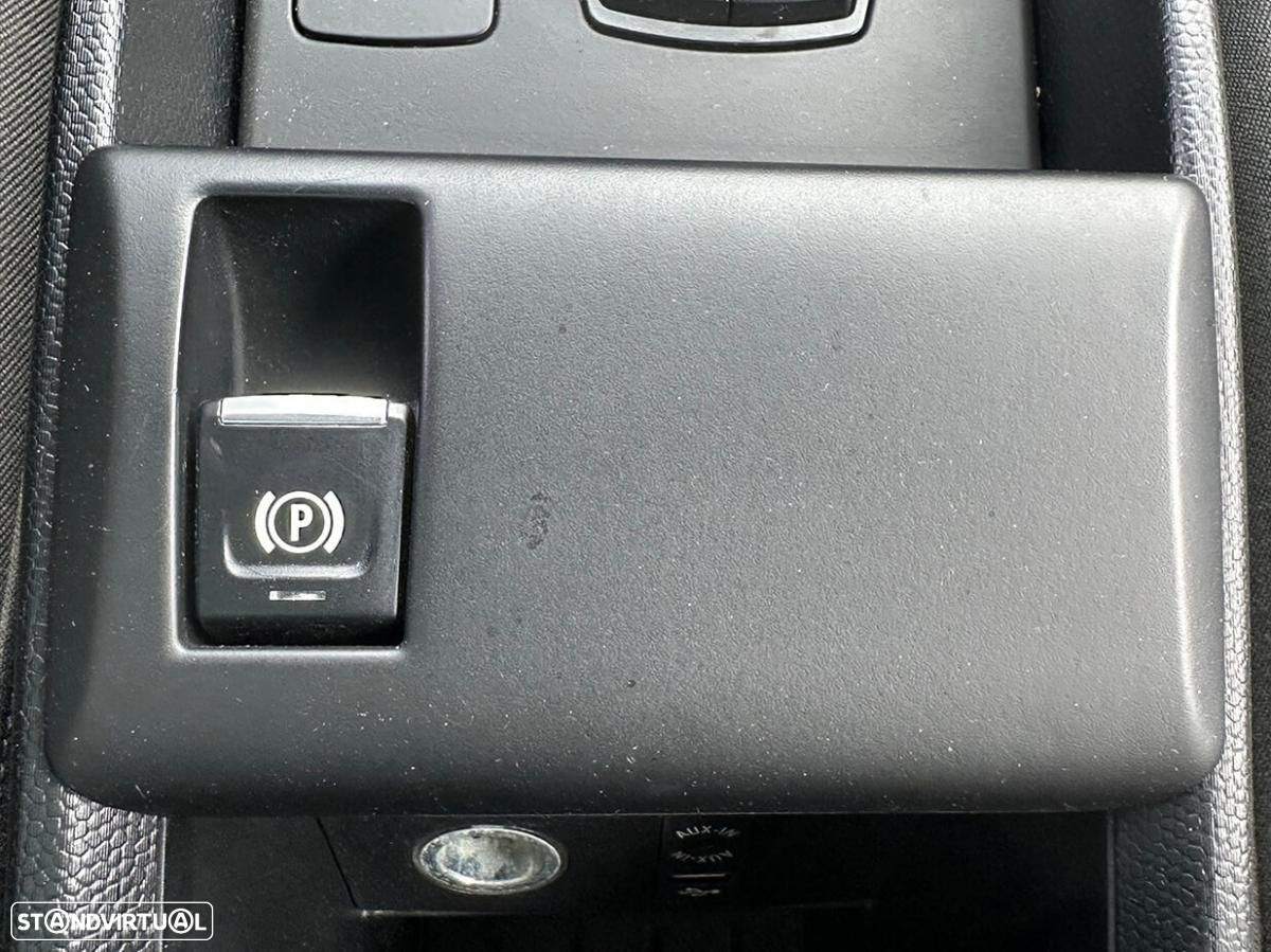BMW i3 (60 Ah) - 33
