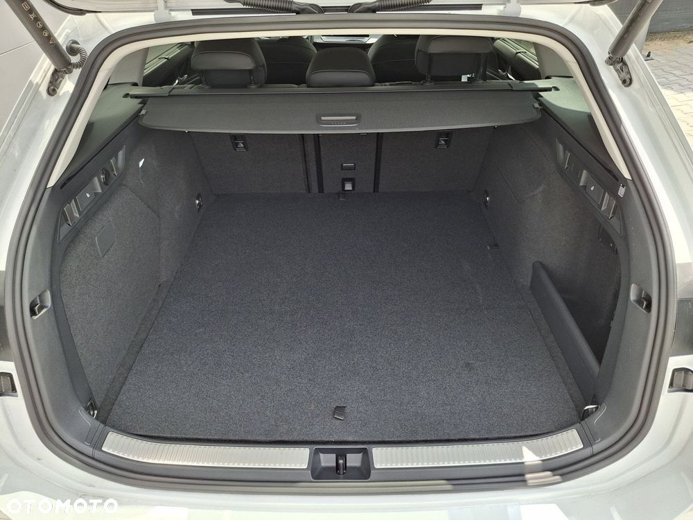 Volkswagen Passat - 9