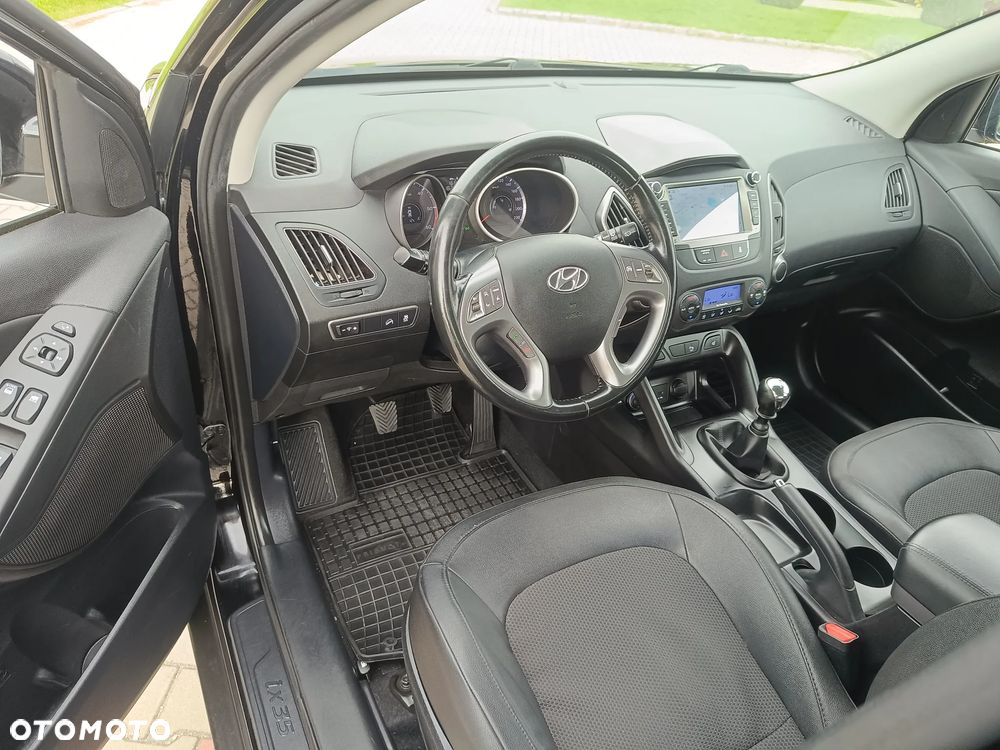 Hyundai ix35 1.7 CRDi 2WD blue Style - 20