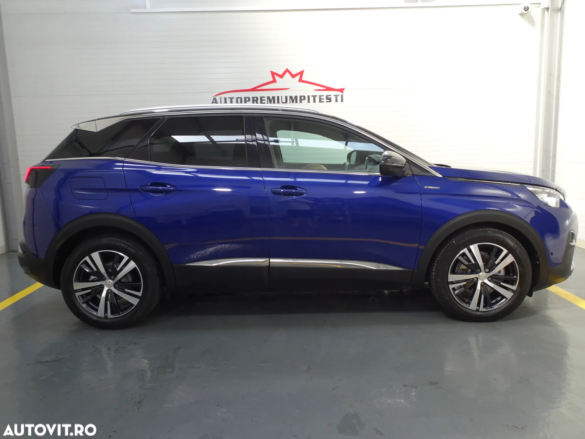 Peugeot 3008 1.2 PureTech Turbo S&S GT-Line - 17