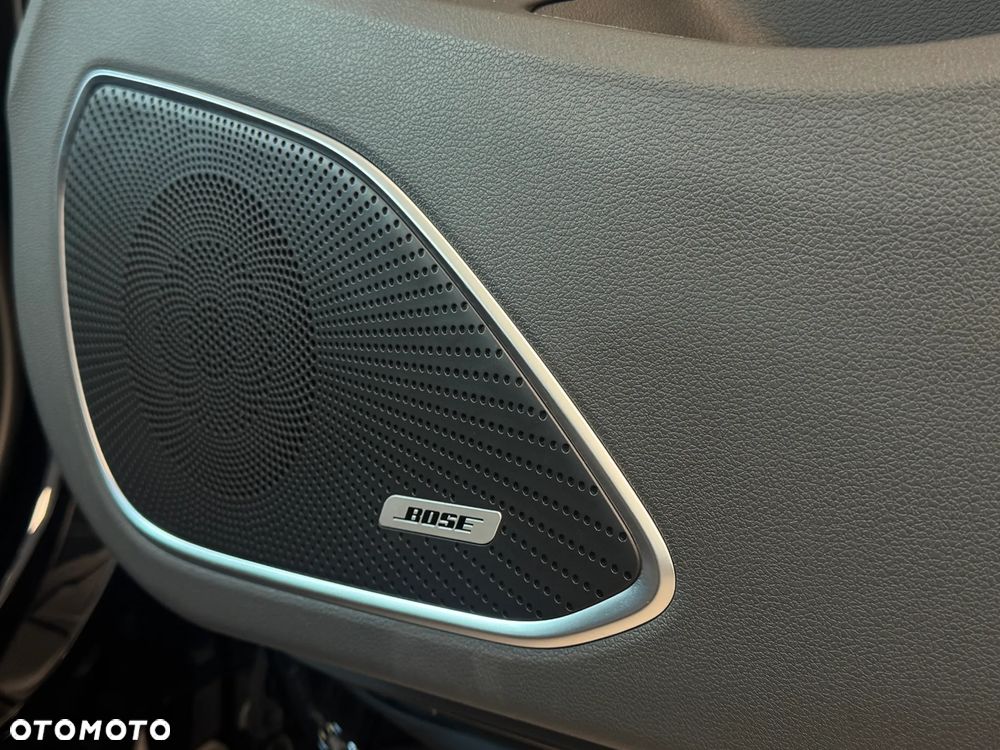 Hongqi HS5 2.0T Executive AWD - 13