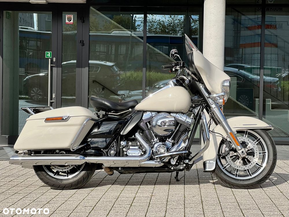Harley-Davidson FLHT Electra Glide Standard - 1