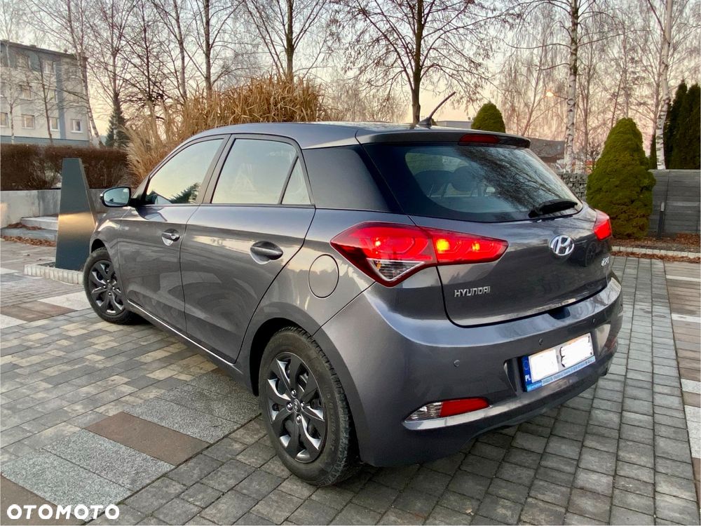 Hyundai i20 1.2 Comfort - 12