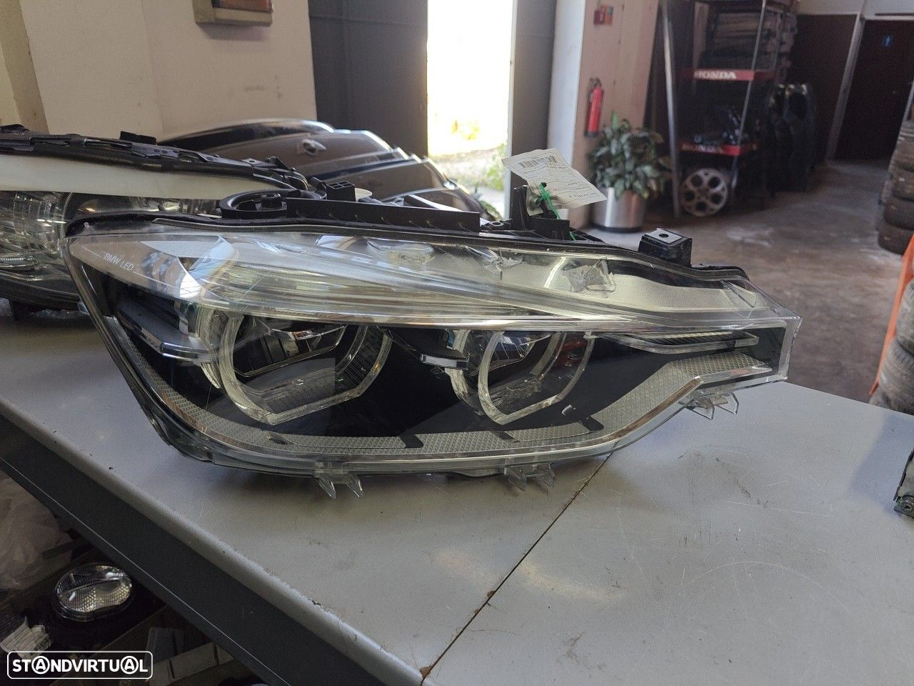 Farol Frente Direito / Otica Direita Bmw 3 (F30, F80)  7498946 / 1Ex01 - 6