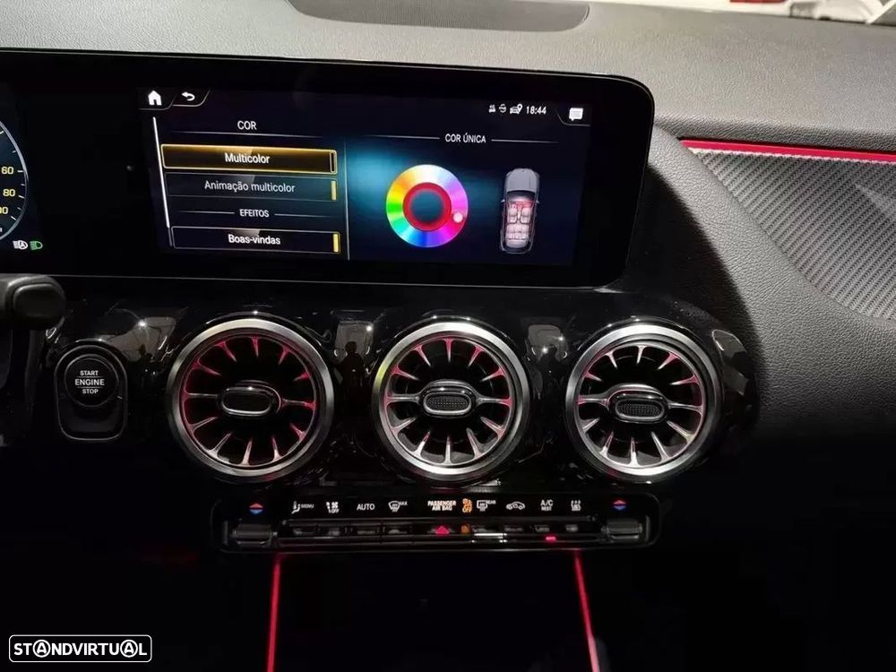 Mercedes-Benz GLA 250 e 8G-DCT AMG Line - 12