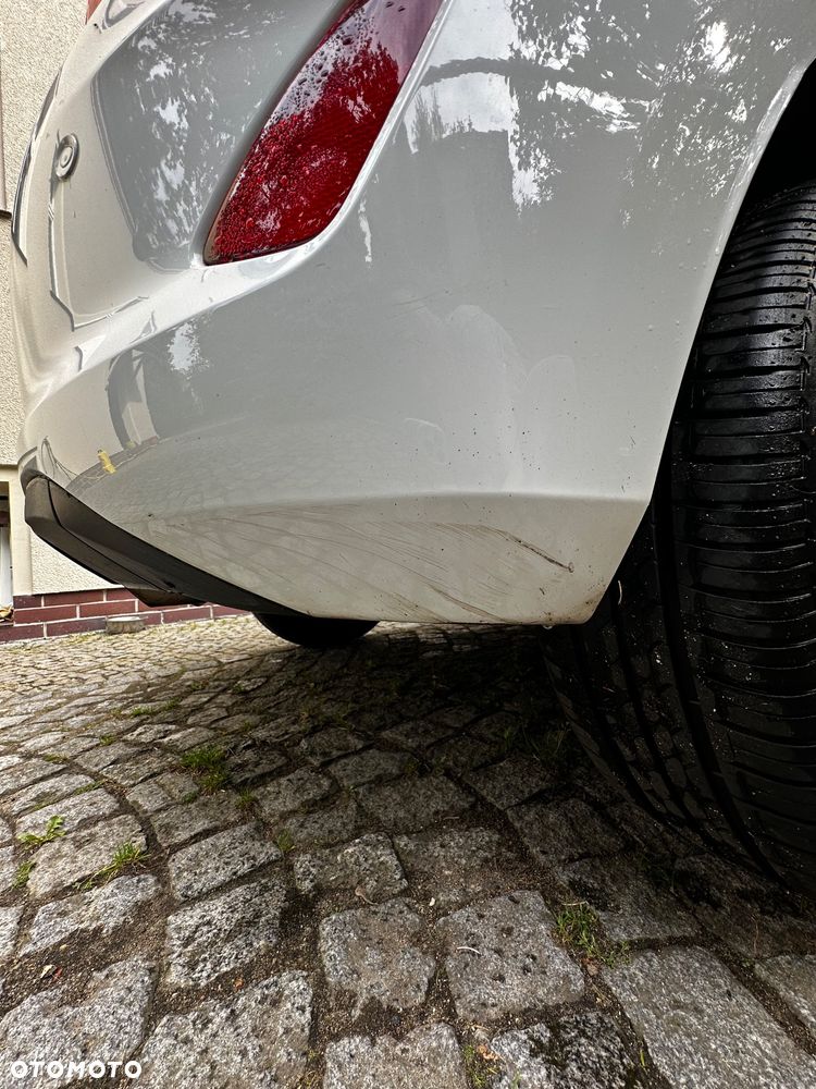 Ford Fiesta 1.1 Trend - 11
