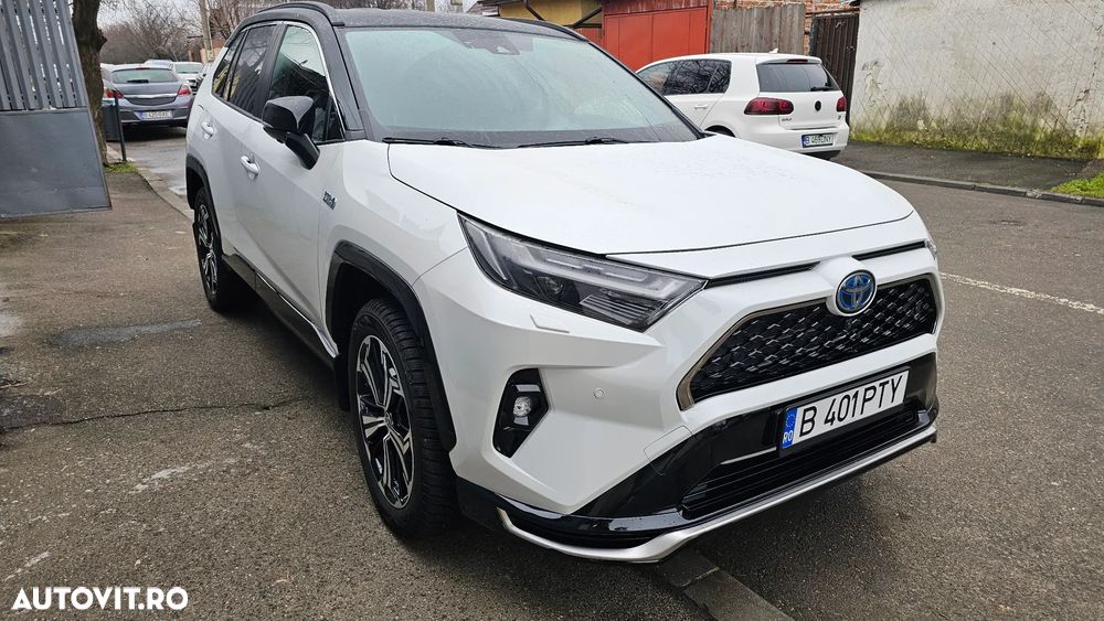 Toyota RAV4 2.5 PHEV VVT-iE 4x4 Style Bi-Tone - 4