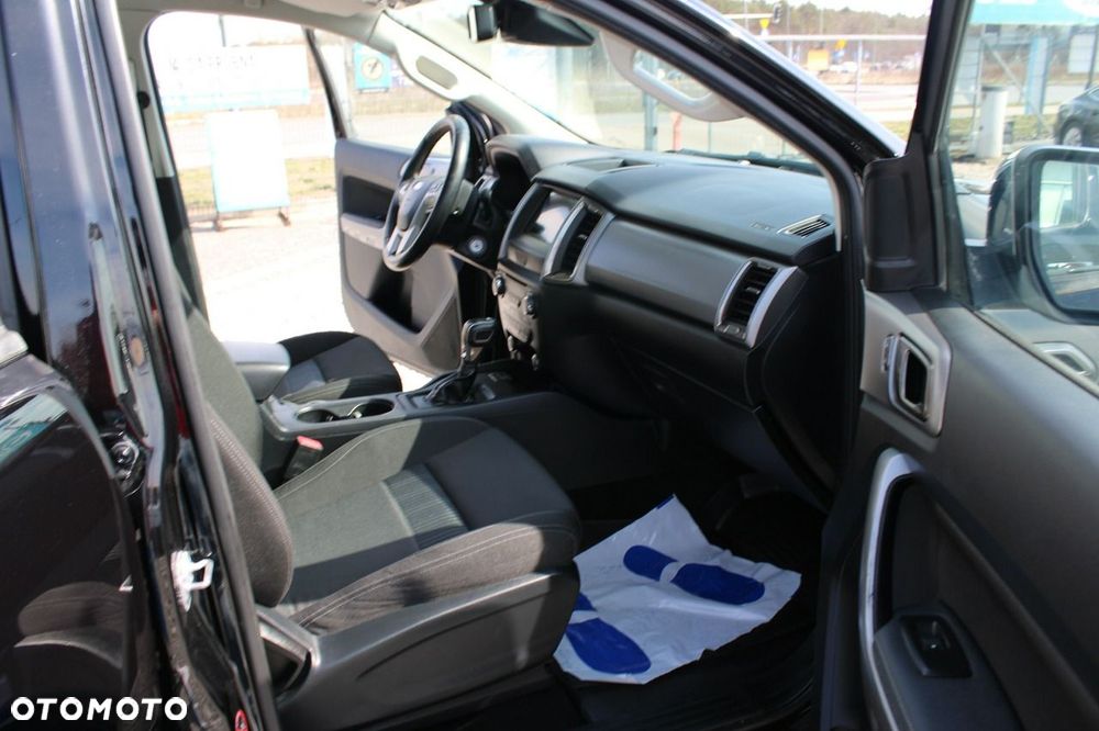 Ford Ranger - 32