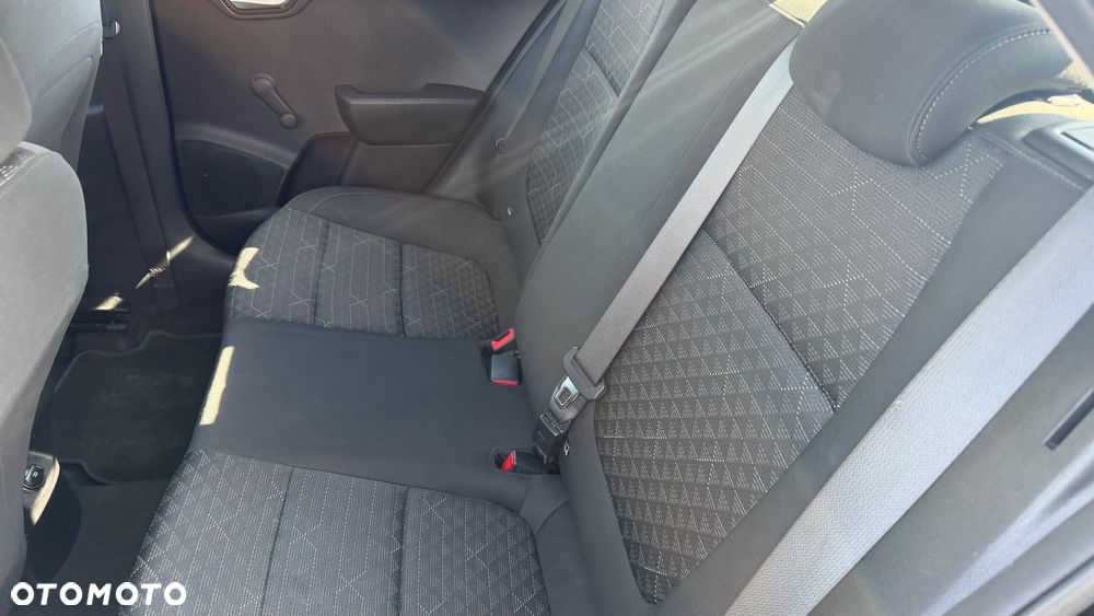 Kia Rio 1.2 Edition 7 - 24