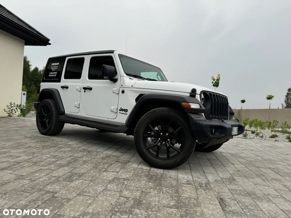 Jeep Wrangler - 12