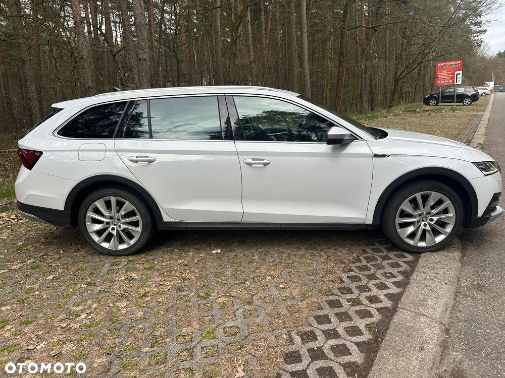 Skoda Octavia 2.0 TSI 4x4 Scout DSG - 8