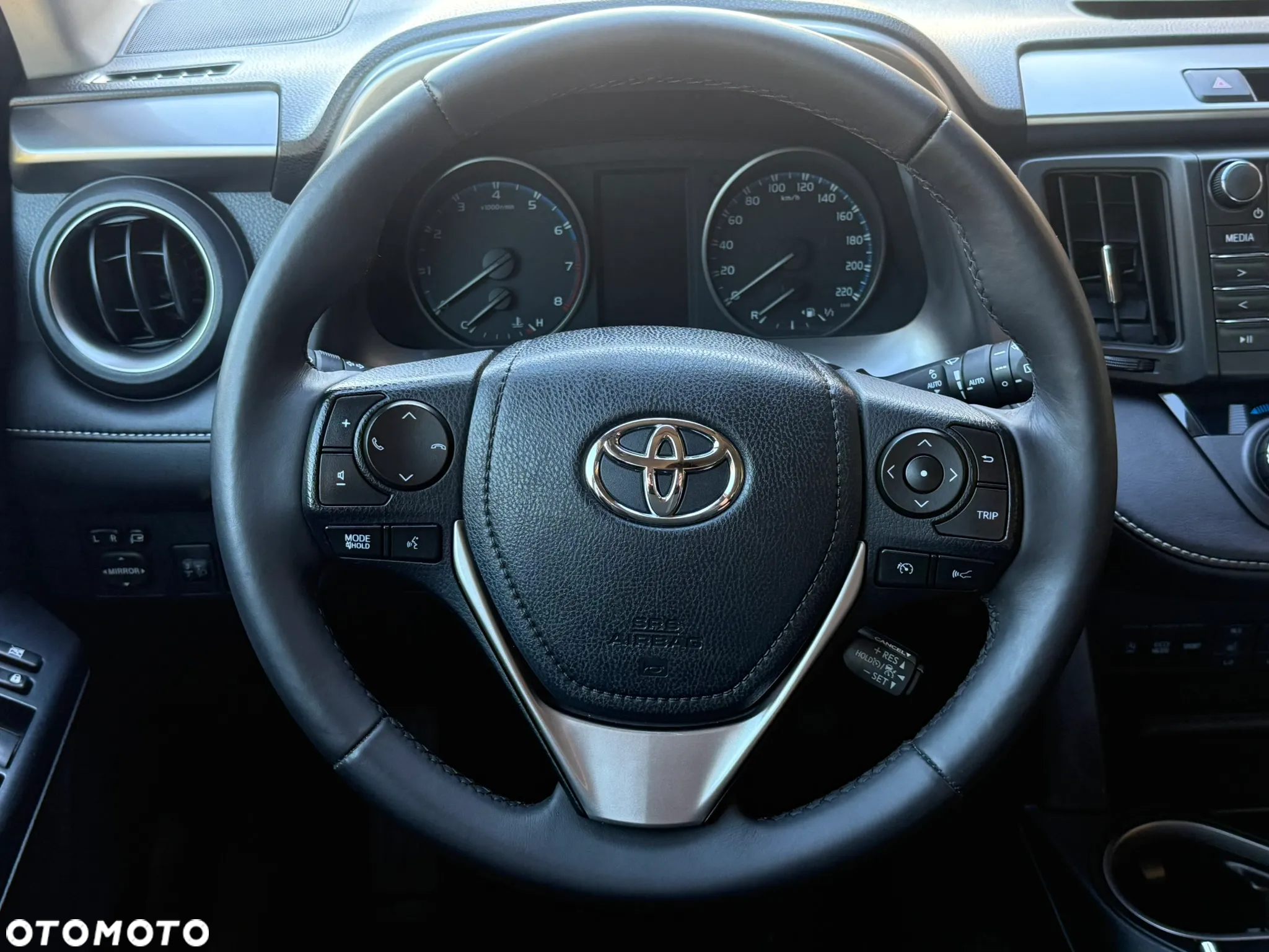 Toyota RAV4 2.0 Premium 4x4 MS - 12
