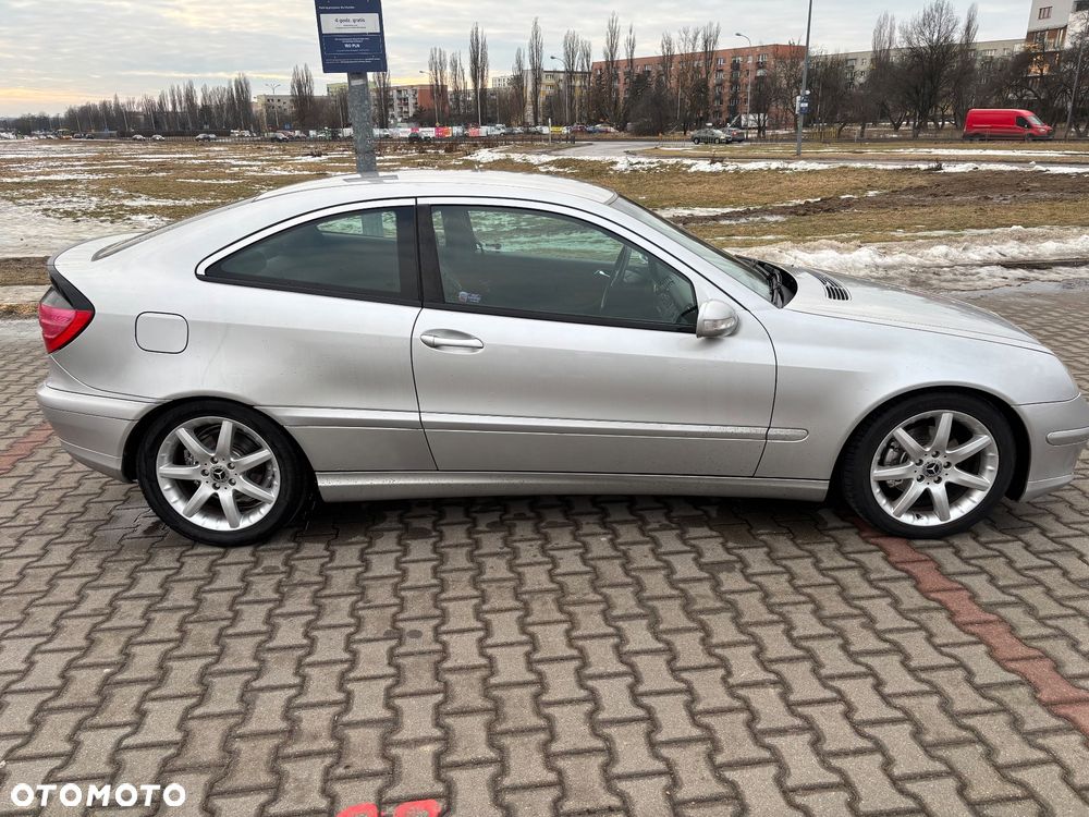 Mercedes-Benz Klasa C 180 Kompressor - 4