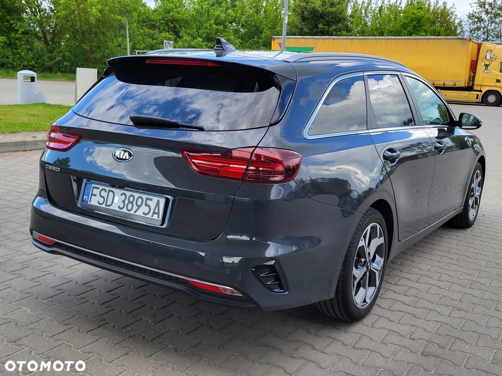 Kia Ceed 1.4 T-GDI L Business Line Plus - 8