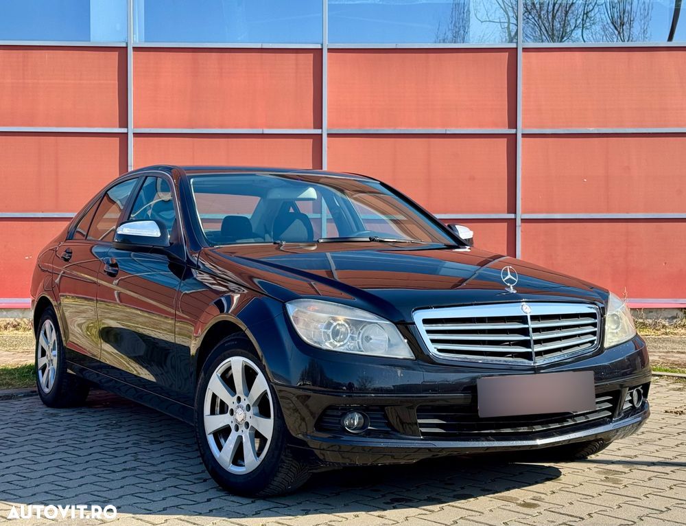 Mercedes-Benz C 220 CDI DPF Automatik BlueEFFICIENCY Elegance - 1