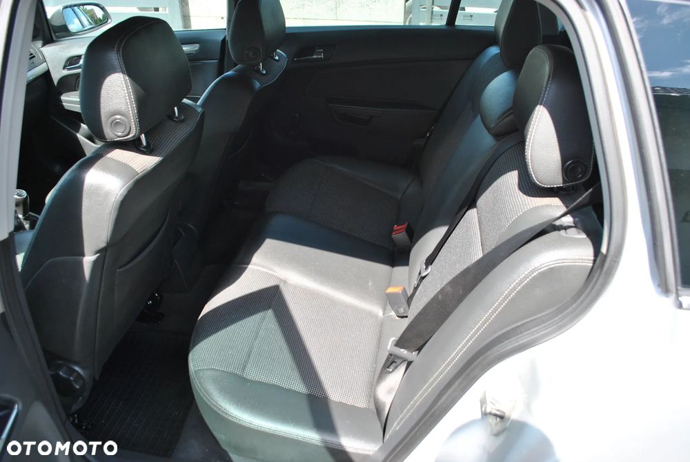 Opel Astra 1.9 CDTI Elegance - 6