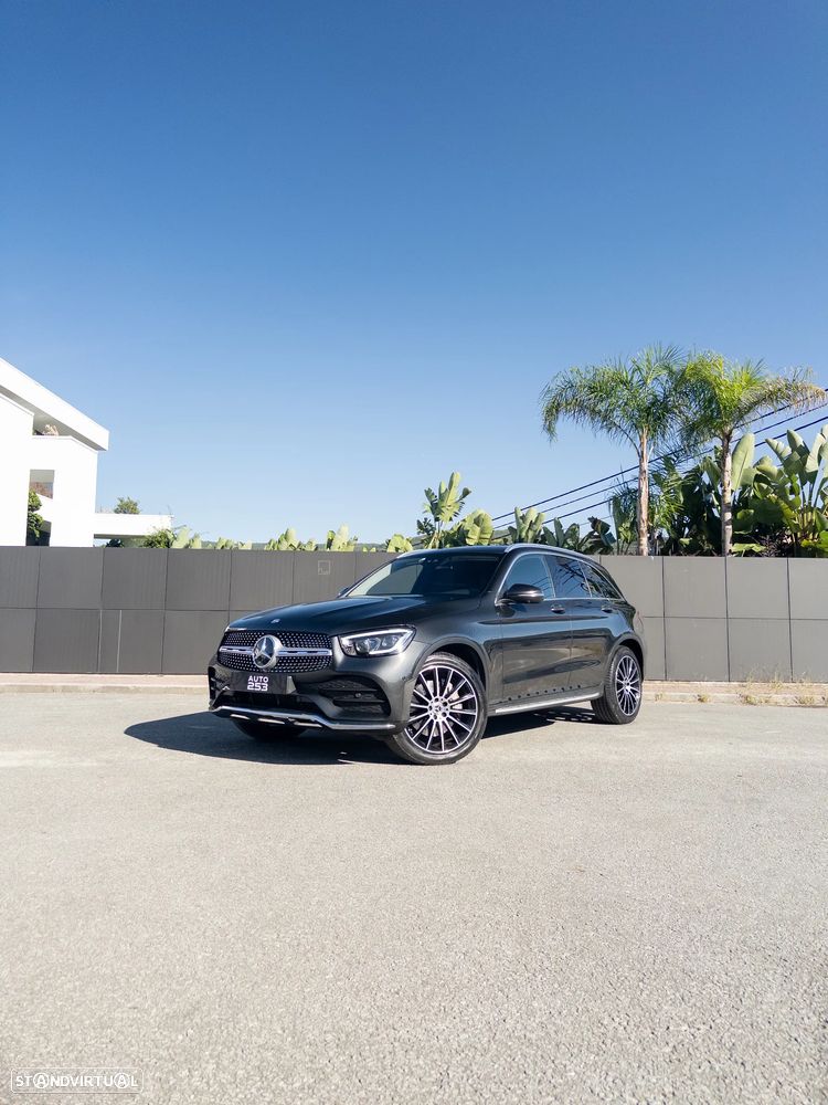 Mercedes-Benz GLC 300 - 1