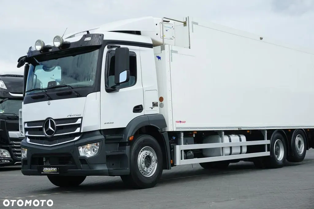 Mercedes-Benz ANTOS / 2535 / EURO 6 / CHŁODNIA + WINDA / 23 PALETY / OŚ SKRĘTNA - 22