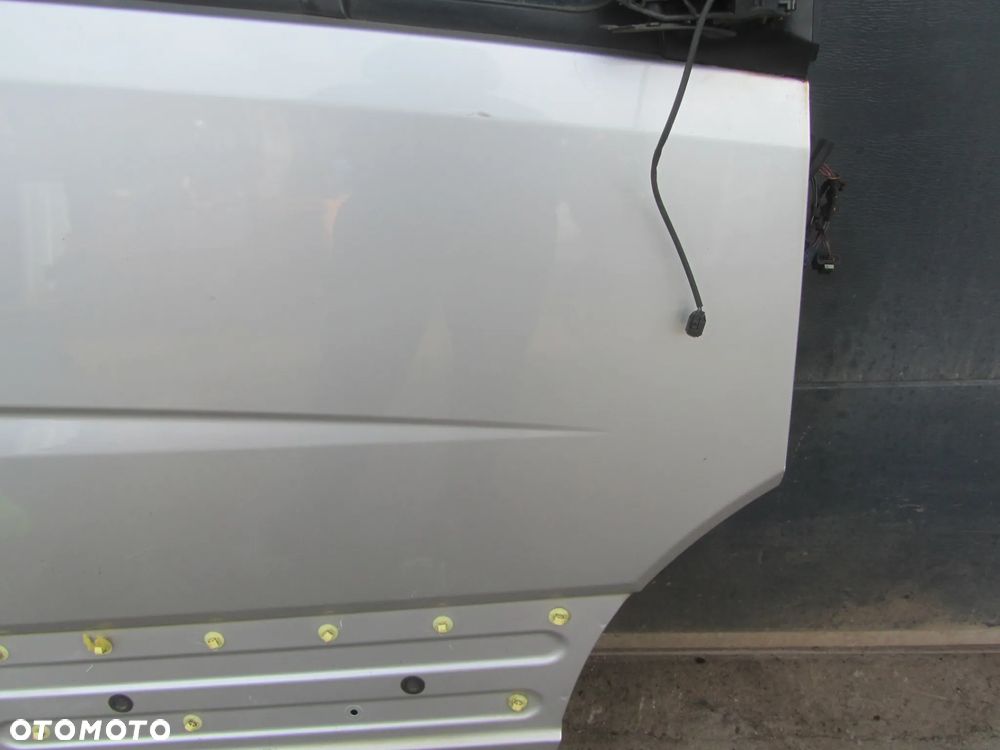 Mercedes Sprinter 906 drzwi prawy przód - 5
