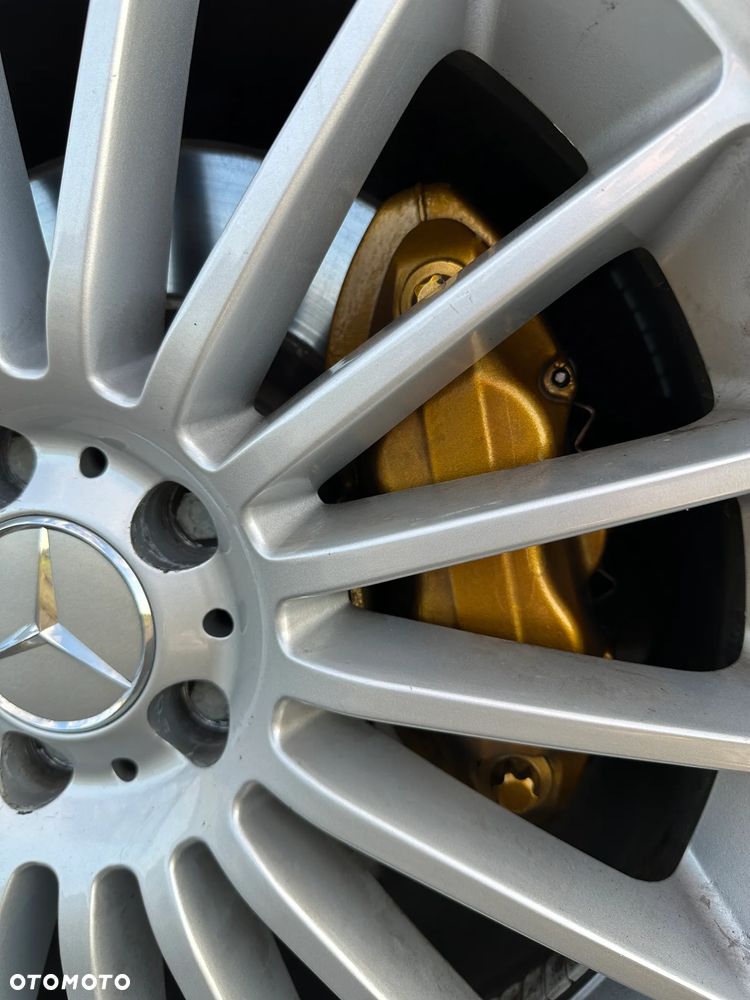Mercedes-Benz CLS - 10