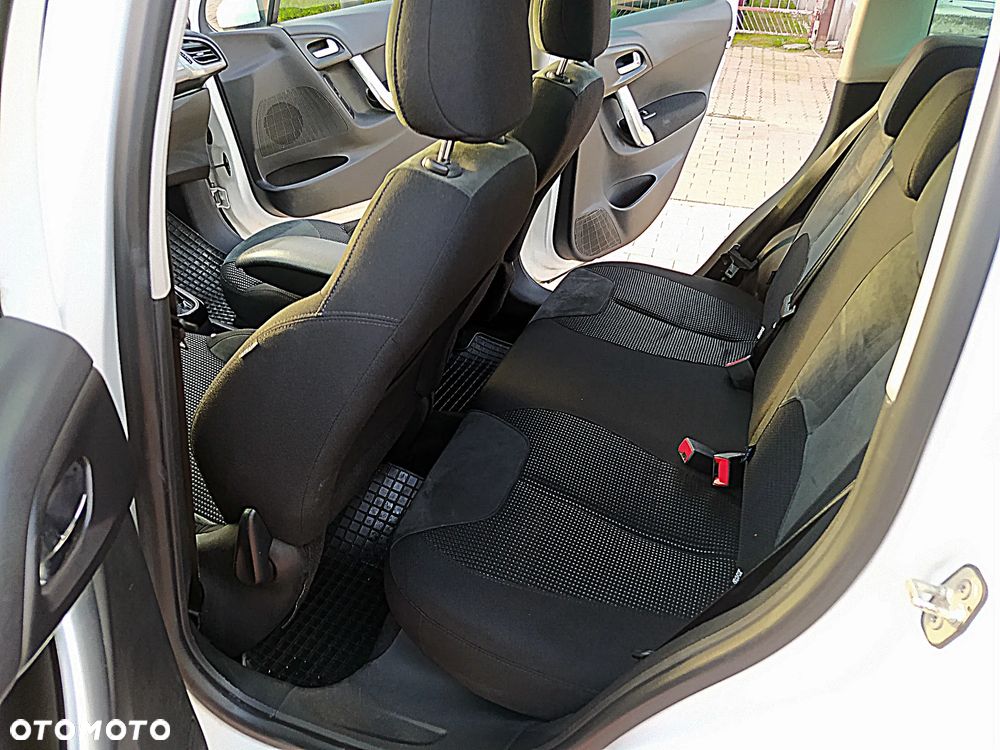 Citroën C3 VTi 95 Exclusive - 10