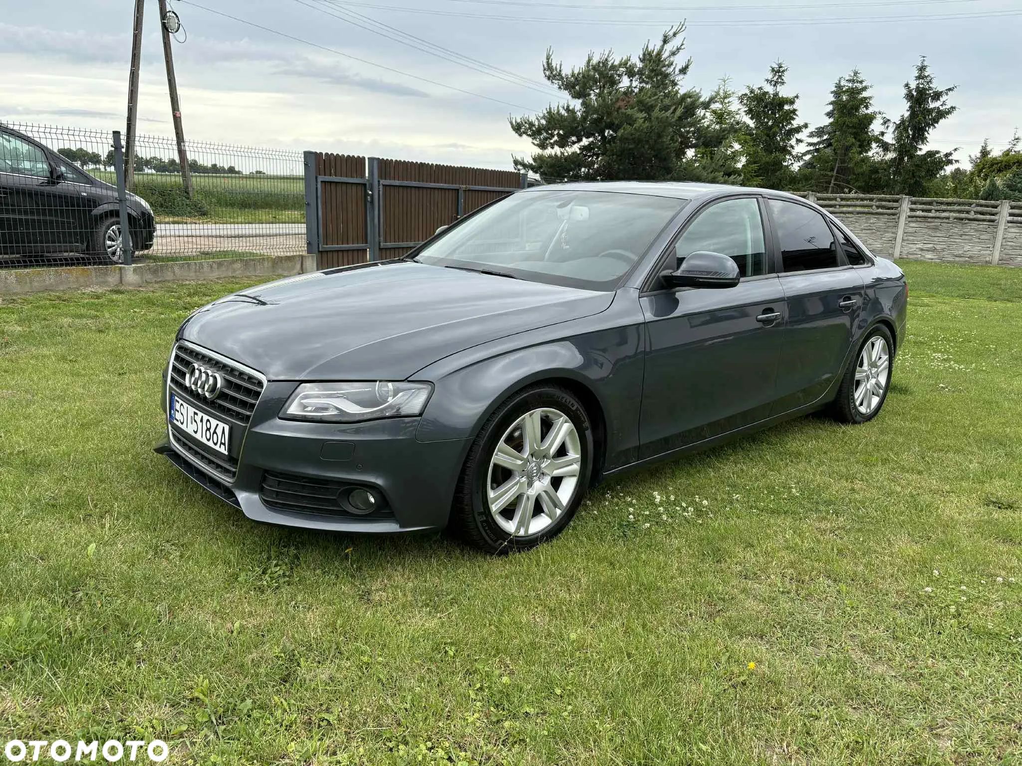 Audi A4 3.2 FSI Quattro Tiptronic - 1