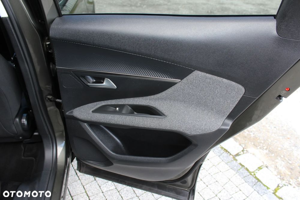 Peugeot 3008 BlueHDi 130 Stop & Start Active Business-Paket - 20
