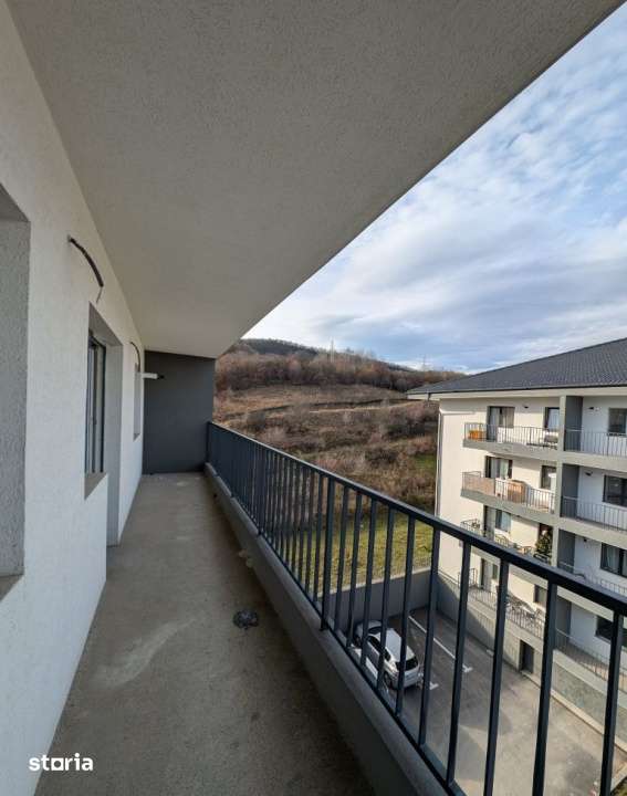 Apartament 3 camere Sesul de Sus Floresti BLOC NOU — fotografia 1