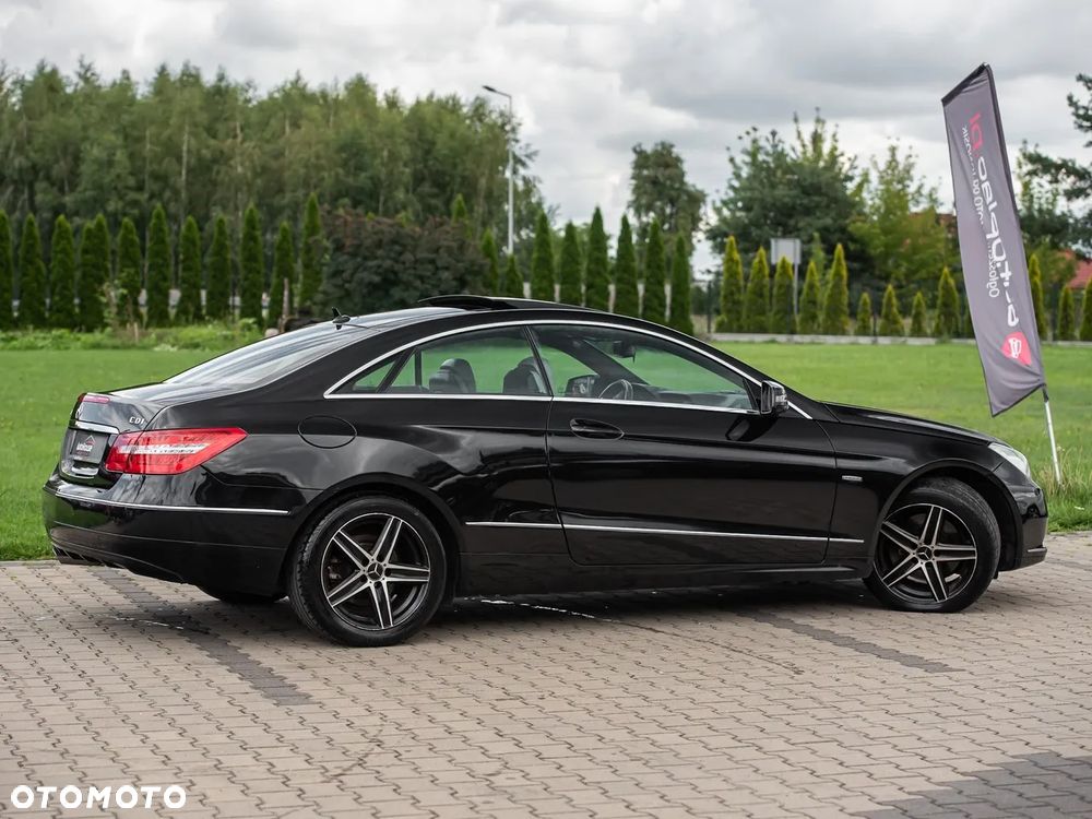 Mercedes-Benz Klasa E 250 CDI 4-Matic BlueEff - 13