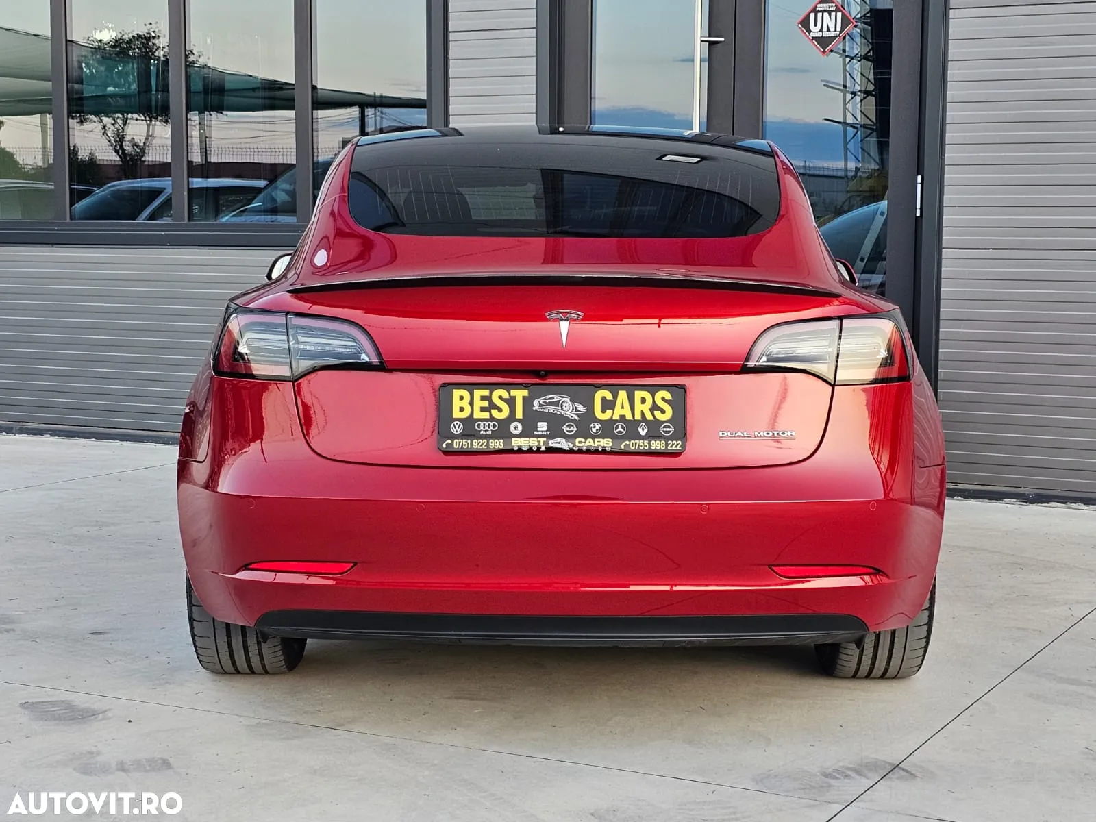 Tesla Model 3 Langstreckenbatterie Allradantrieb Dual Motor Performance - 9