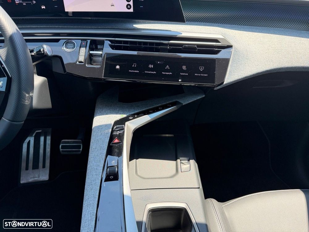 Peugeot 3008 1.6 Plug-in Hybrid GT e-DCS7 - 12