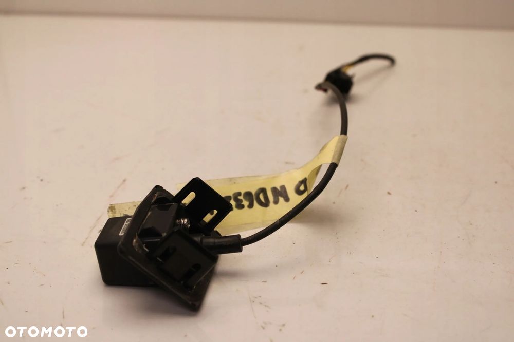MERCEDES W204 07R- KAMERA COFANIA A2048206297 - 4