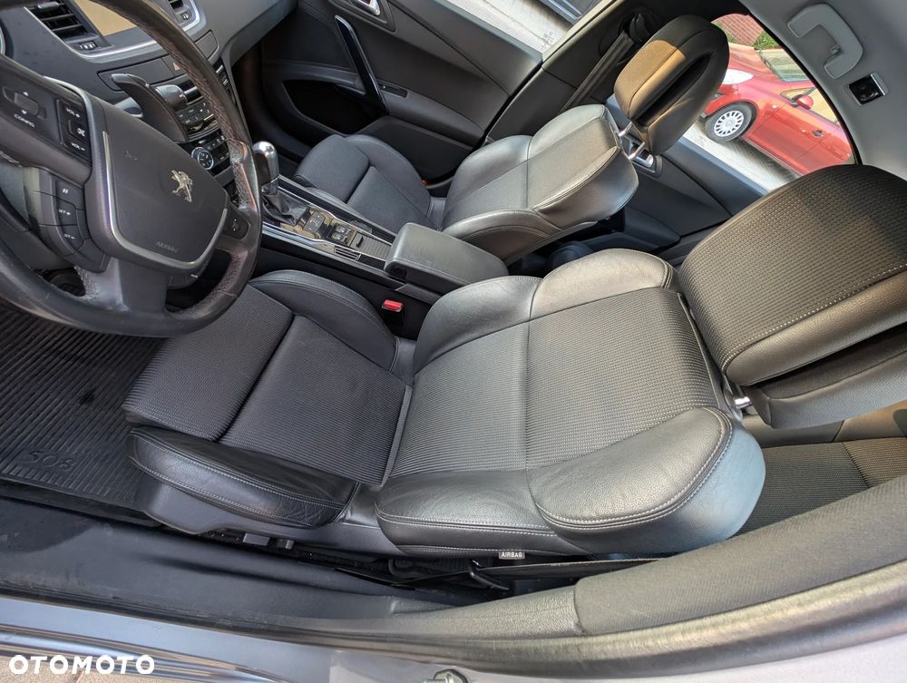 Peugeot 508 1.6 e-THP Allure S&S - 16