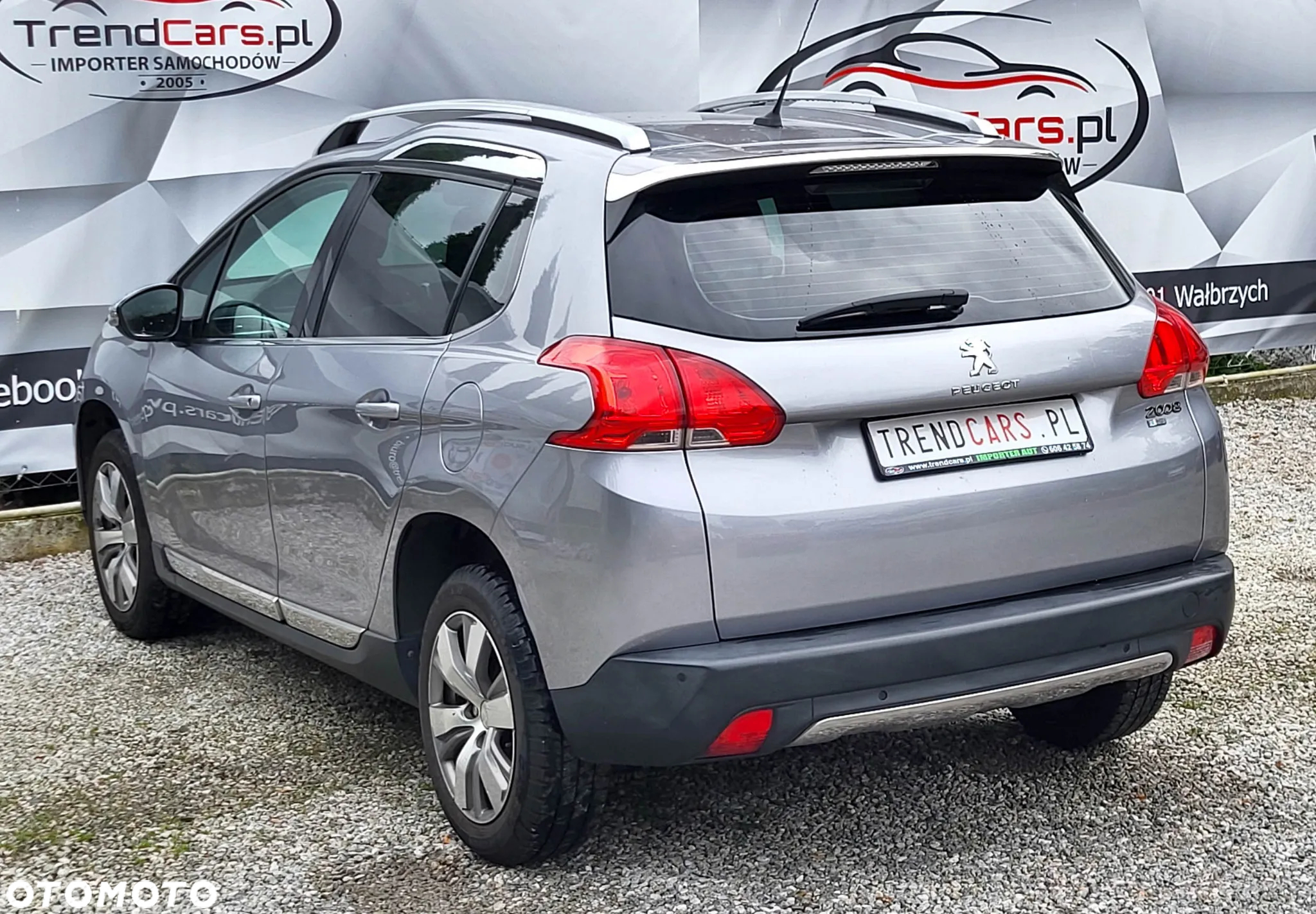 Peugeot 2008 1.6 e-HDi Allure S&S - 6