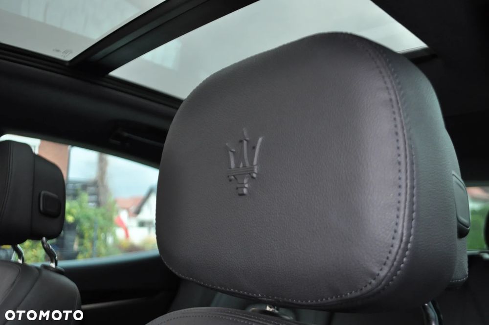 Maserati Levante S Q4 GranLusso - 10