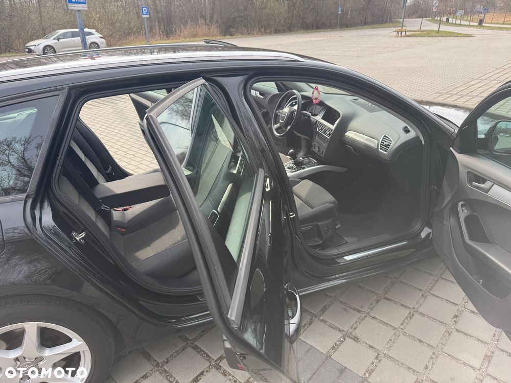 Audi A4 Avant - 10