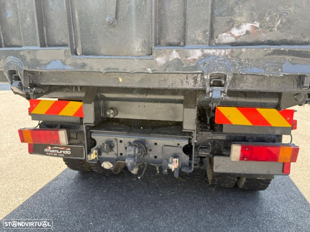 Renault Kerax 320 dci 4*2 - 15