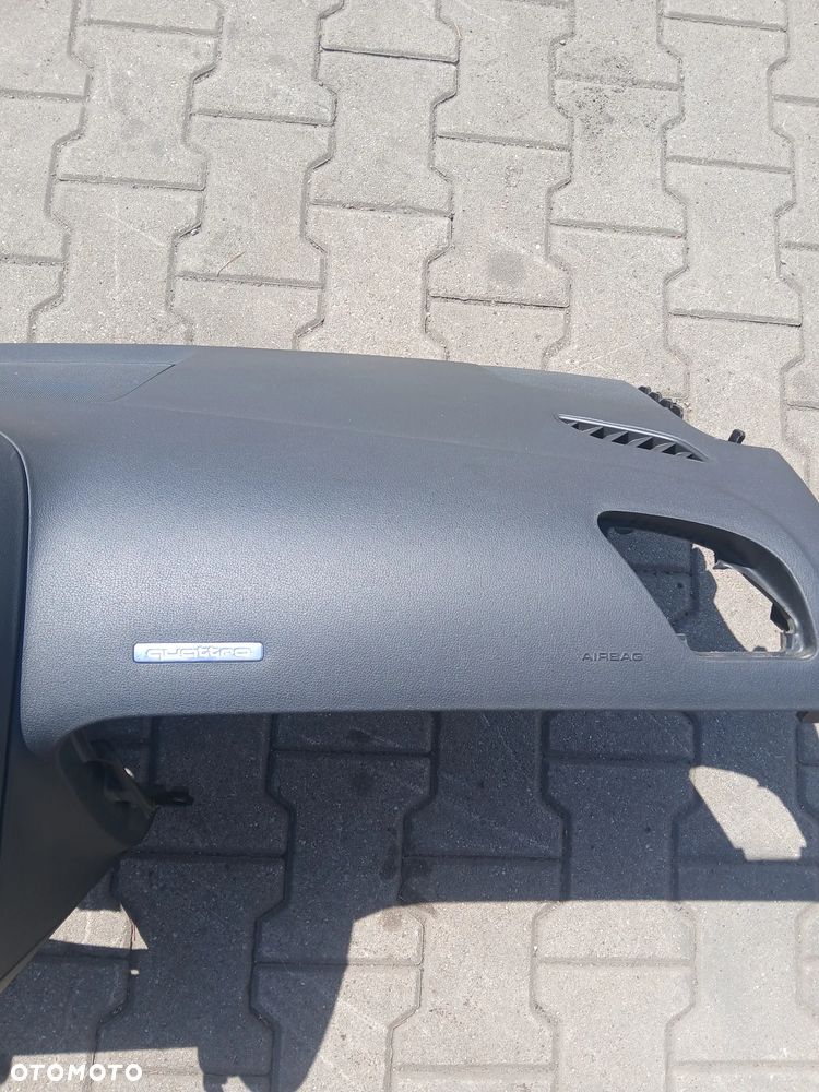 AUDI A5 8T.KONSOLA PODUSZKI KOMPLET. - 3